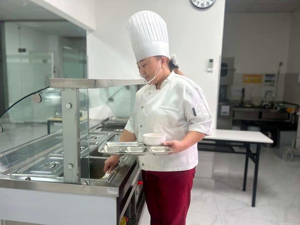 Клиник эм зүй, эмчилгээний хоол